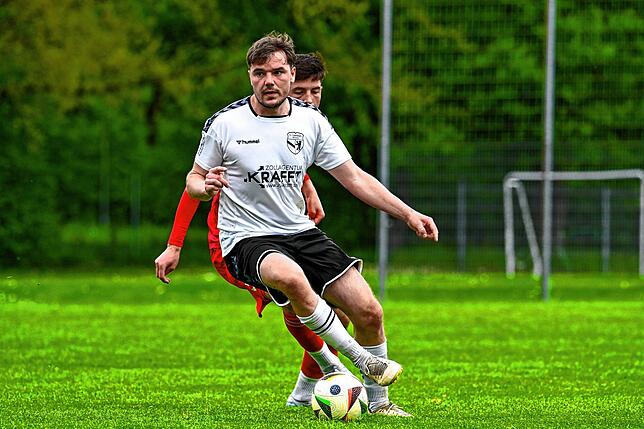 Bild 7: FV Lörrach-Brombach II besiegt den FV Tumringen im Derby mit 4:0 – und wir haben Fotos!