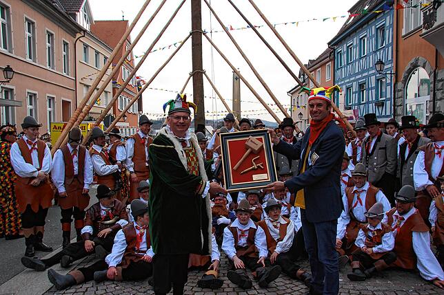 Bild 22: Bilder vom Narrenbaum-Setzen in Stockach Teil 3