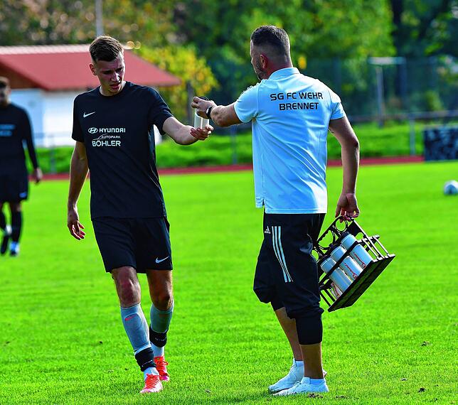 Bild 11: SG FC Wehr/Brennet besiegt den SV 08 Laufenburg II mit 5:1 &ndash; und wir haben Bilder!