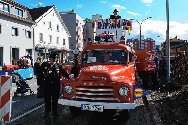 Bild 18: Singen feiert den Schmotzigen Dunschdig: Die besten Bilder vom Rathaussturm!