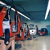 Kleinserie auf Holzböcken: 2022/2023 erhält das Schwarzwald-Auto eine zweite Chance. Angestrebt werden zunächst einmal 900 Stück.