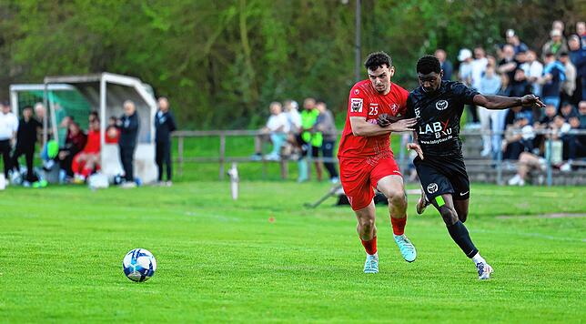 Bild 26: Bennet Ukaj lässt die Südsterne im Derby jubeln! Hier gibt es unsere große Bildergalerie!