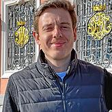 „Das ist eine Prestigelage und für uns eine einmalige Gelegenheit“, sagt der Meersburger Jungwinzer Matthias Krause, der hier mit dem ...