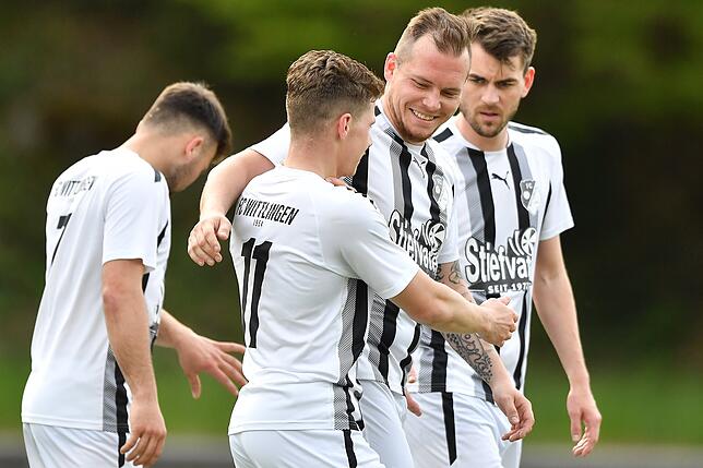 Bild 1: FC Wittlingen rettet sich ein 2:2 beim FC Schönau &ndash; und wir haben Bilder!