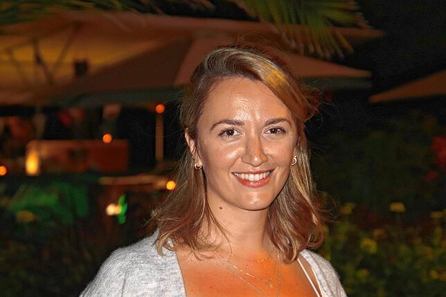 Lola Deliu, 35 Jahre, wohnt in Stuttgart und Überlingen.