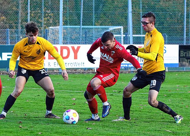 Bild 28: Die besten Bilder von der Landesligapartie zwischen dem FC Überlingen und dem FC Gutmadingen