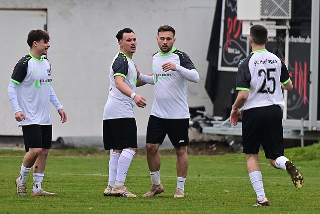 Bild 30: FC Hauingen besiegt den VfB Waldshut mit 3:0 – und wir haben Fotos!