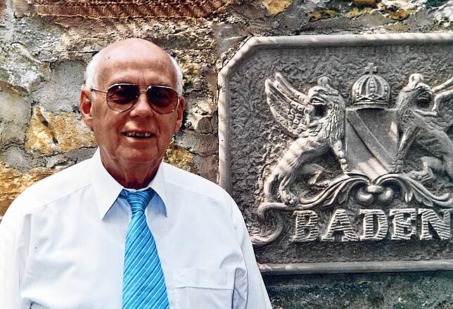 Stolz aufs Badenländle: Der Wehrer Dieter Lenz überstand die schwierigen 70-iger Jahre mit der Papierfabrik Carl Lenz. Sein Sohn Ulrich ...