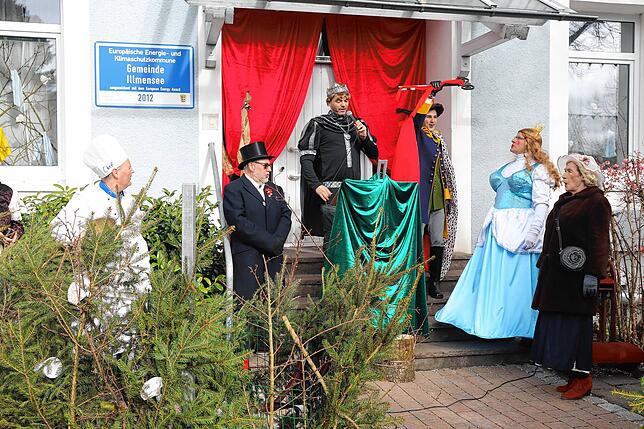 Im Jahr 2020 hatten die Illmenseer Wasserspucker das Rathaus erobert. Zunftmeister Tobias Waibel hielt den Schlüssel in Händen. Dieses ...