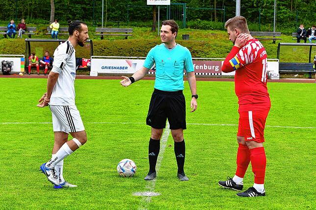Bild 2: FC Schlüchttal siegt 6:2 bei der U23 des SV 08 Laufenburg – FC Schlüchttal – und wir haben Bilder!