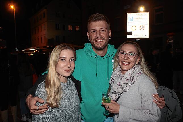 Bild 27: Endlich Wochenende! Das feiern die Besucher beim Konstanzer Weinfest 2025