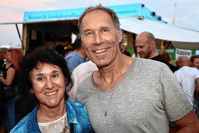 Bild 15: Party direkt am Bodensee: Beim Staader Hafenfest 2025 treffen sich die Konstanzer
