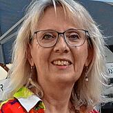 Beatrice Strauch wünscht sich mehr Geschäfte in der Innenstadt, Leerstände schrecken die Kunden ab.