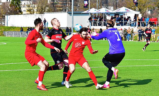 Bild 6: FC Tiengen 08 dreht die Partie zum 2:1-Sieg gegen den FC RW Weilheim &ndash; und wir haben Bilder!