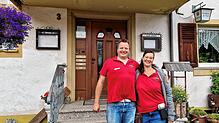 Stephanie und Sebastian Giersig führen die jahrzehntelange Familientradition fort und bereichern mit der „Linde“ als Traditionsgasthaus ...