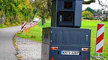 In der Kämpfenstraße zwischen Markelfingen und Radolfzell kam das mobile Blitzgerät der Stadt jüngst zum Einsatz. Die Stadt möchte damit ...