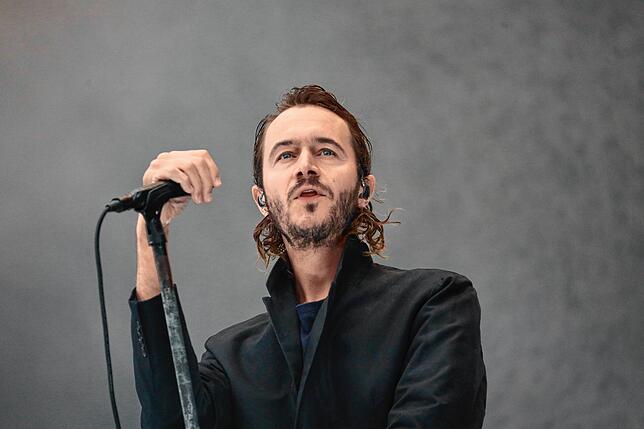 Bild 22: Southside 2024: Die besten Bilder vom Auftritt der Editors