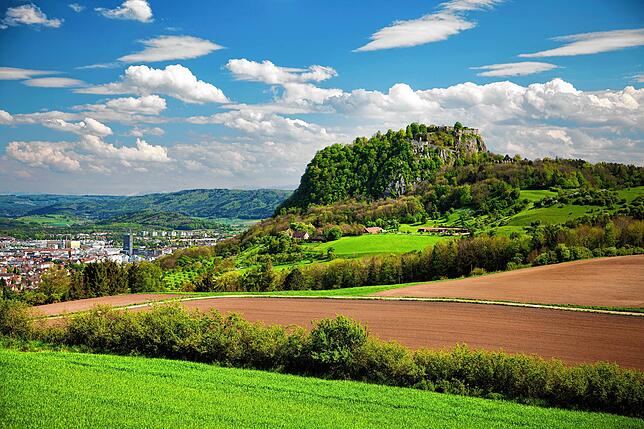 Der Hohentwiel ist Wahrzeichen, Naturdenkmal und eine der bedeutendsten Festungsruine Süddeutschlands.