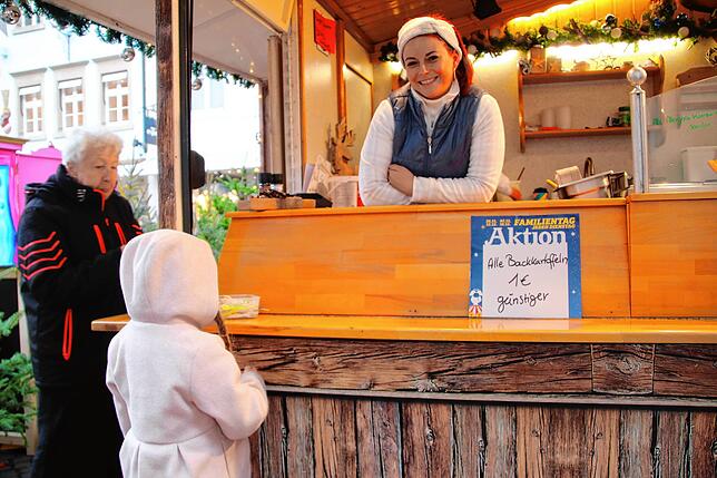 Rebekka Traber bietet beim Familientag alle Backkartoffeln einen Euro günstiger an. Das nächste Mal will sie allerdings die bei Kindern ...