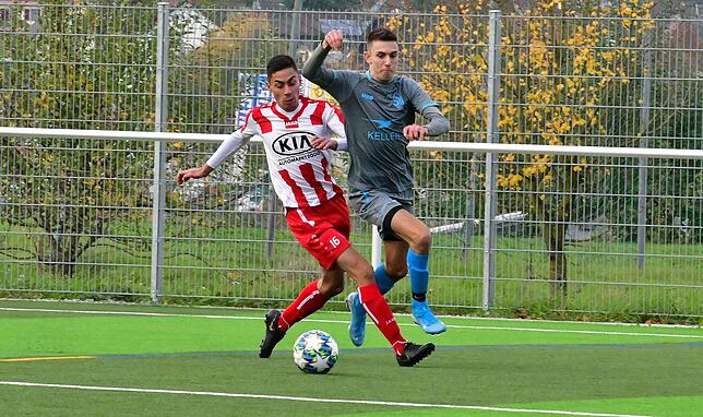 Bild 33: SV Jestetten besiegt den FC Tiengen 08 auf dem Kunstrasen in Erzingen mit 2:0 &ndash; und wir haben Bilder!