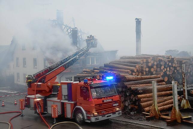 Bild 3: Brand im Sägewerk: Bilder vom Einsatz in Murg-Hänner