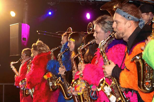 Bild 9: Ein ganz besonderer Guggenmusik-Abend in Neufrach