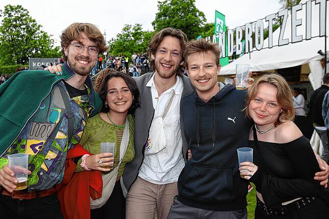 Bild 2: Zum Start des Campus-Festival kommen tausende Fans ins Bodenseestadion