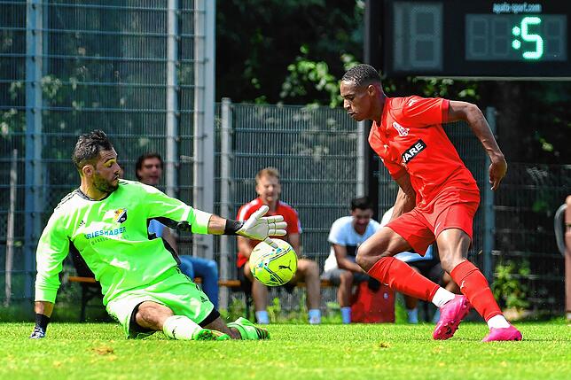 Bild 7: SV 08 Laufenburg startet mit einem Remis bei der U23 des Freiburger FC in die Saison &ndash; und wir haben Bilder!