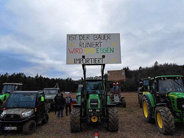 Bild 9: Protest der Landwirte &ndash; Bilder der Sternfahrt nach Horheim am Montag
