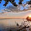Ein Sommerabend in Friedrichshafen am Bodensee: Auch, wenn der Hochsommer zu Ende ist, wird es auch in den kommenden Wochen noch einige ...