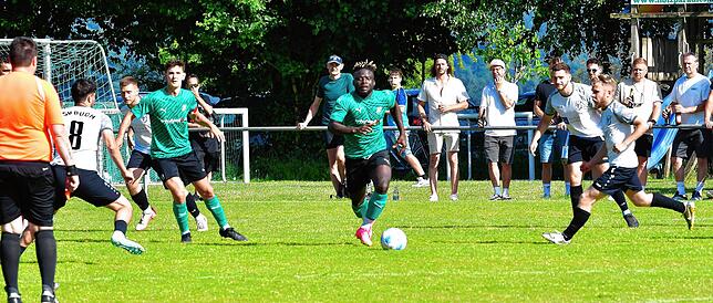Bild 12: SV Buch besiegt den FC Zell deutlich mit 5:1 – und wir haben Fotos!
