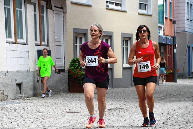 Bild 22: Impressionen vom Stadtfest in Meßkirch am Samstag, 12. Juli 2025, mit Stadtlauf des TV