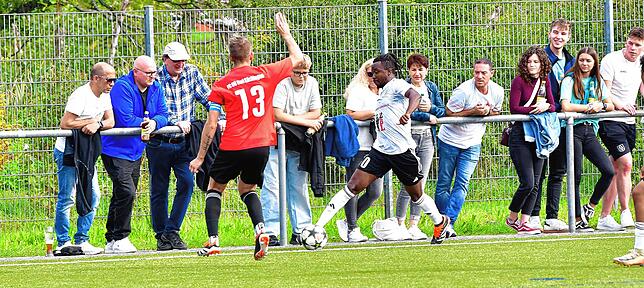 Bild 37: SV Obersäckingen trennt sich im Stadt-Derby mit 3:3 vom FC 08 Bad Säckingen – und wir haben Fotos!