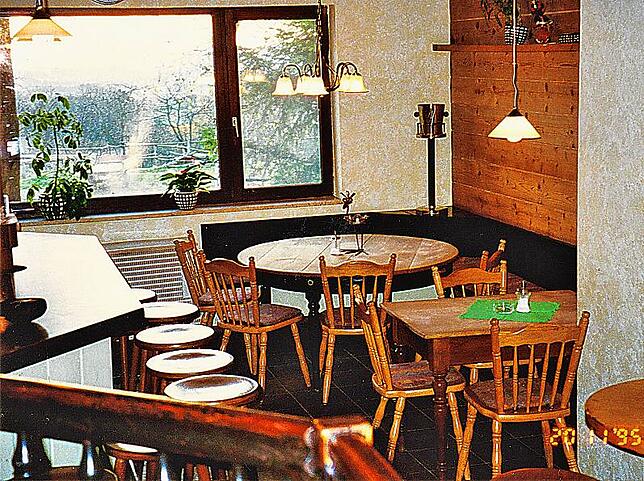 Den runden Stammtisch gab es damals schon im Lichtblick in Fitzenweiler, er zog mit ins neue Restaurant in die Markdorfer Altstadt.