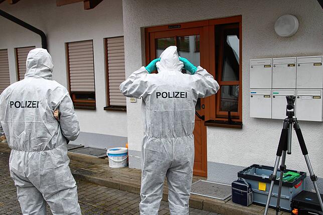 Zu einer Familientragödie mit drei Toten kommt es Ende März in Lienheim am Hochrhein.