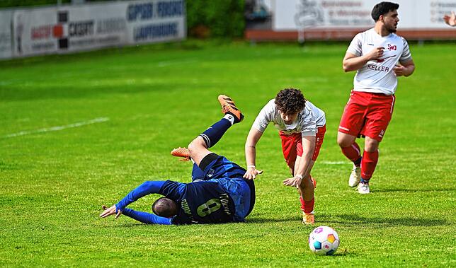 Bild 14: SV Blau-Weiß Murg gewinnt mit 2:1 gegen den SV Jestetten – und wir haben Fotos!