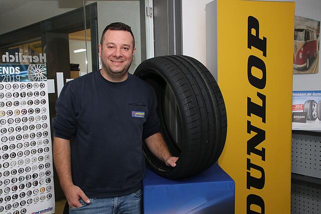 Mahmut Külah von &bdquo;M & E &ndash; Reifen- und Autoservice&ldquo;.