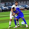 Starker Auftritt: Beim 3:0-Derbysieg des FC Erzingen gegen die neugegründete SG Geißlingen/Grießen erzielte Luka Bartolovic (vorn, gegen ...