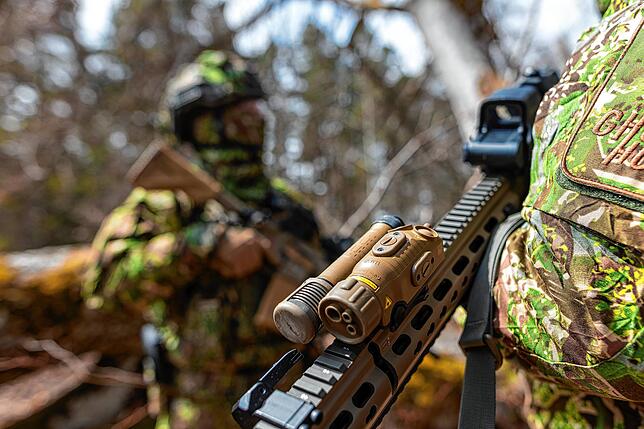 Die Laser-Licht-Module können an Waffen der Bundeswehr befestigt werden.