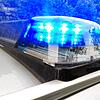 Ein Polizeiauto mit Blaulicht (Symbolbild). In Görwihl kursieren Gerüchte über eine vermeintliche Messerstecherei. Was sagt die Polizei ...