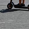 Beim E-Scooter-Fahren gelten diesselben Promillegrenzen wie beim Autofahren. Wer mit 1,8 Promille mit so einem Teil unterwegs ist, ...