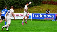 Kicker mit Köpfchen: Abdul Ehad Demirdal (Mitte) legt seinen Fokus im Frühjahr auf seine Abiturprüfungen, ist aber bestrebt, möglichst ...