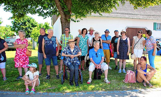 Bild 26: Dorf-Musik-Fest in Menningen mit buntem Programm und toller Stimmung: 850 Jahre Menningen und 125 Jahre Musikkapelle