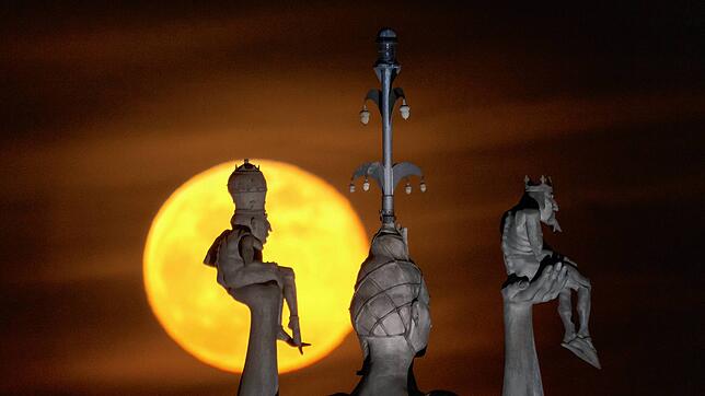 Auch die Imperia soll in der Nacht rot beleuchtet werden. (Archivbild)