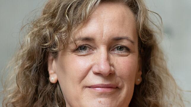 Religionspädagogin Susanne Ruther ist wohnhaft in Pfullendorf. Als Geistliche Mentorin und Bibliodramaleiterin ist sie im Institut für ...