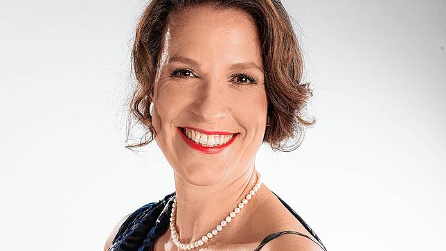 Die bekannte Pianistin Henriette Gärtner tritt jährlich im Oktober im Festsaal des Meßkircher Schlosses auf.