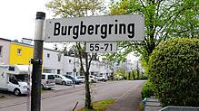Im Frühjahr 2025 zerkratzte eine 79-Jährige mehrere Autos.