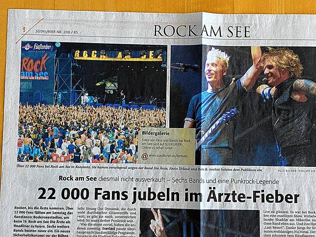 „22.000 Fans jubeln im Ärzte-Fieber“, titelte der SÜDKURIER am 30. August 2004.