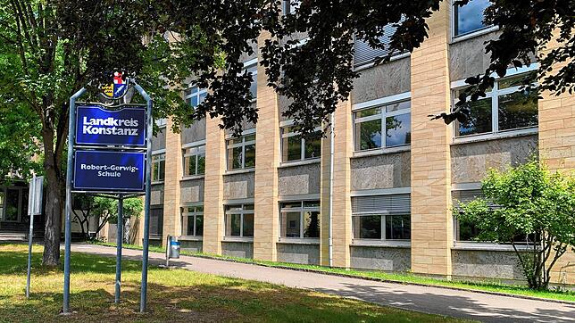 Die Robert-Gerwig-Schule in Singen. Auf dem Schulhof hat ein unbekannter Mann einen Lehrer bedroht.