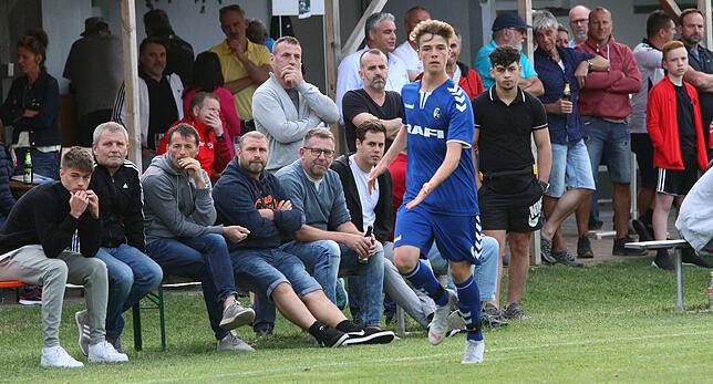 Bild 15: SC Freiburg U17 mit Luis Weber und Marek Bleise besiegen den FC Winterthur U18 mit 5:1 &ndash; und wir haben die Bilder!